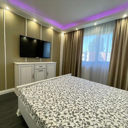 White Residence Craiova Buitenkant foto